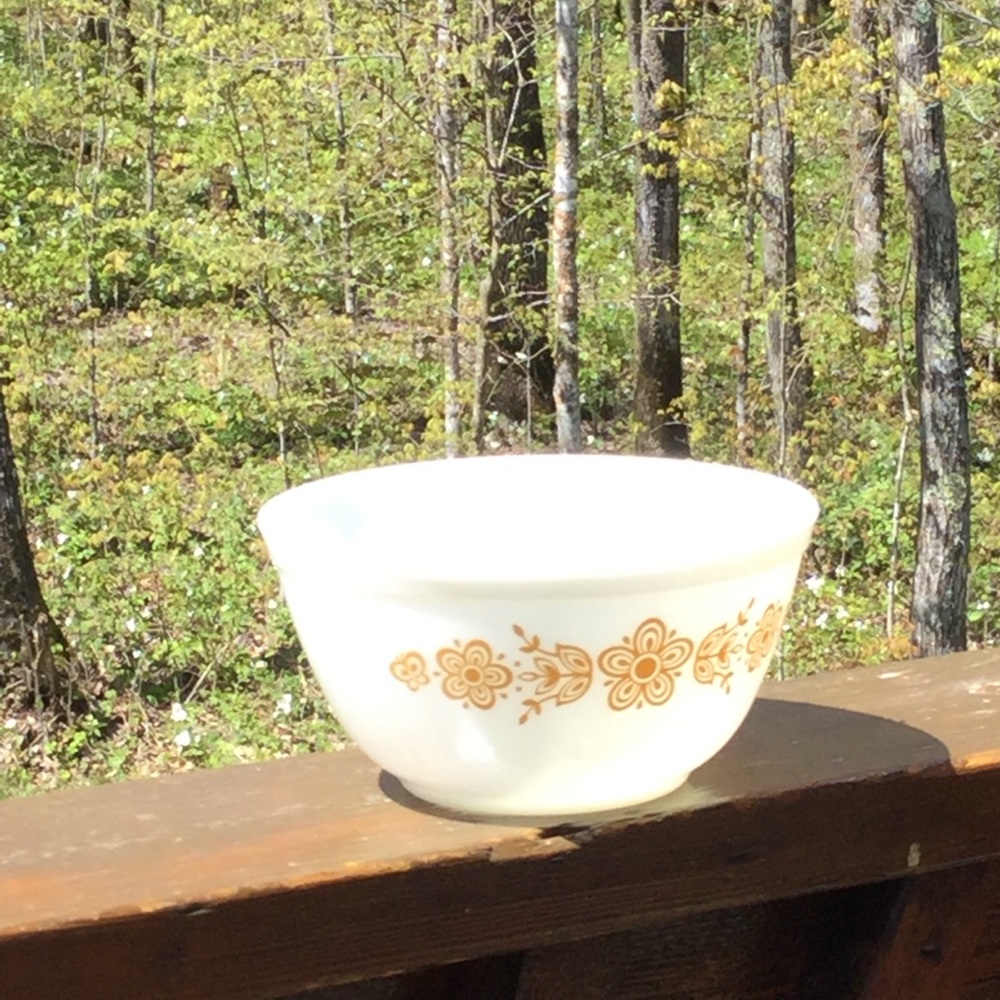 βοΈ Pyrex Bowl #402 1 1/2 Qt. VNC Gold Cinderella - Picture 3 of 15